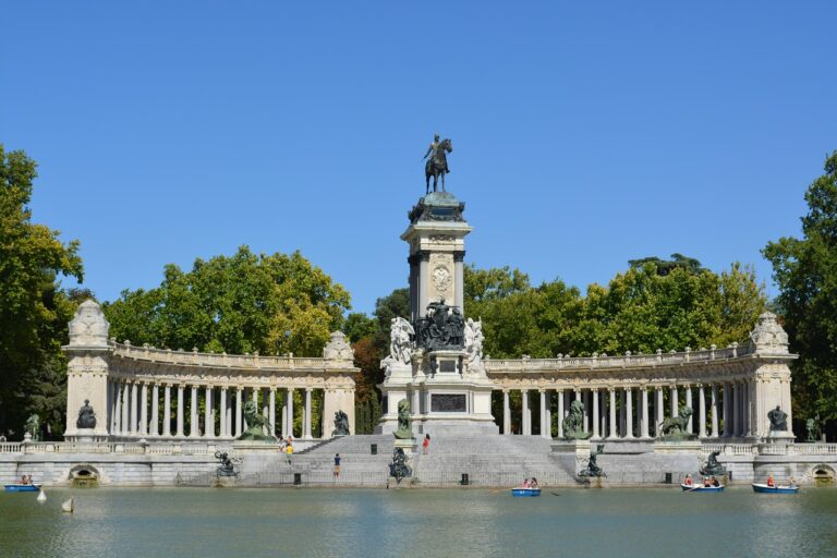 park-2867683_1280